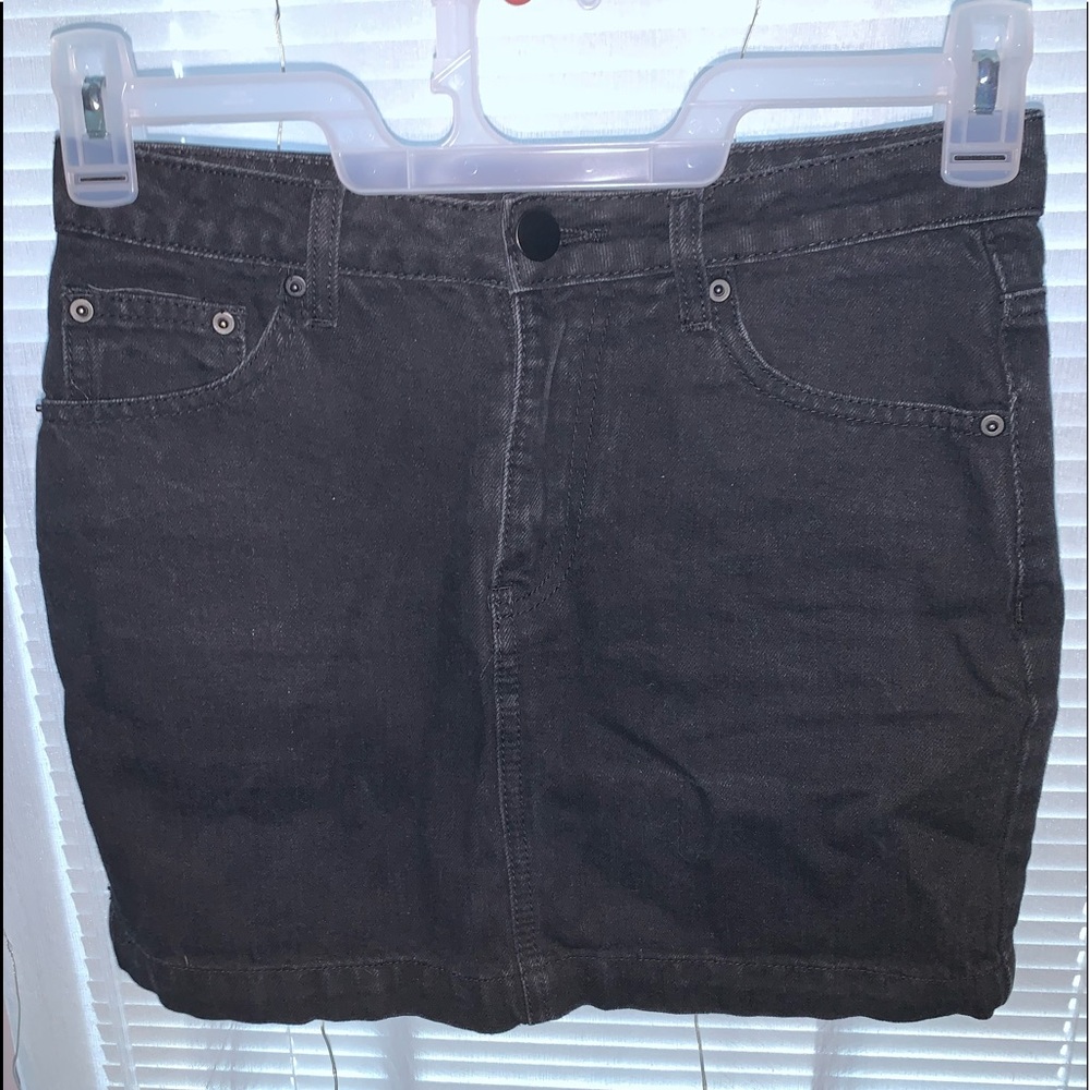Forever 21 Black Jean Skirt